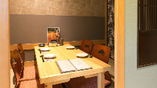 優雅で快適な食空間としてお過ごし頂ける和の個室は4名様まで。