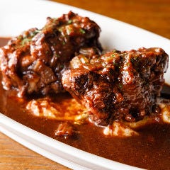 米澤牛テールのほろトロ赤ワイン煮込み