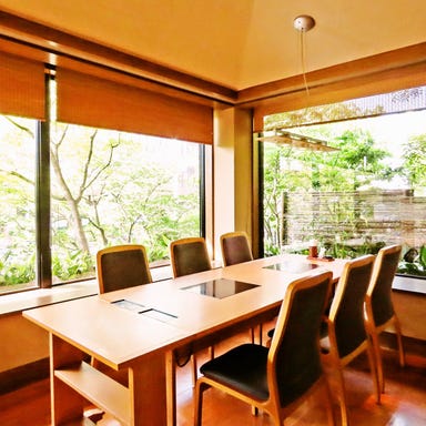 木曽路 鶴見寺尾店_テーブル席