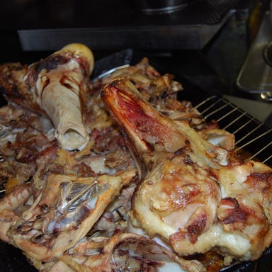 レストラン じゅん_仕入れから仕込みまでこだわります