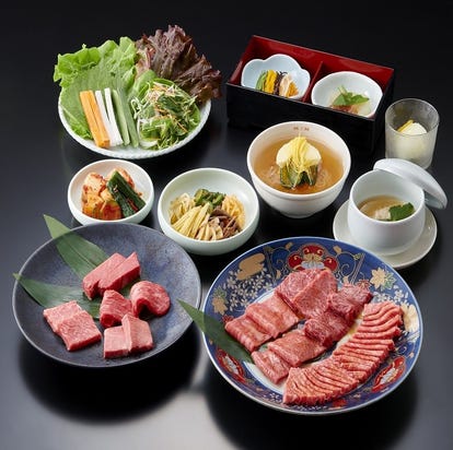 ゆったり個室 千里中央の焼肉でおすすめ 人気の完全個室 ソファー席など ぐるなび