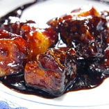 北京風黒酢酢豚