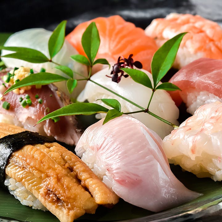 職人技が生きる寿司や絶品の和食
