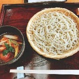 鴨せいろ蕎麦は埼玉県産の鴨肉を使用。