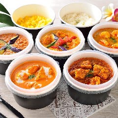 カリー＆ナンのセットやお弁当などがございます！！