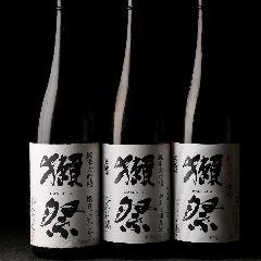 獺祭３種入荷中！究極と呼ばれる二割三分も◎是非ご賞味下さい。
