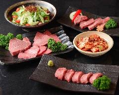 こだわり肉を堪能できるコースをご準備