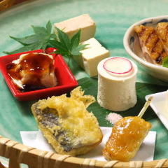 豆腐料理とおばんざい まるたけえびす豆八