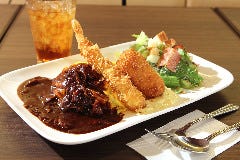 66cafe 六本木六丁目食堂 飯田橋店