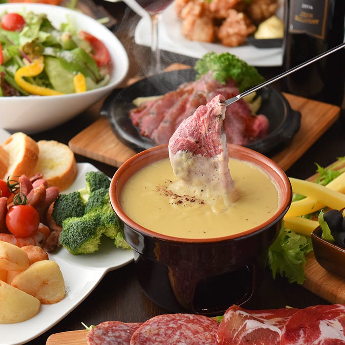 肉 チーズ 3時間飲み放題付 炭火シュラスコ チーズフォンデュ食べ放題 4280円 3280円 の詳細 本格シュラスコ 肉炙り寿司 コンボハウス 新宿 東口店 新宿 焼肉 ぐるなび