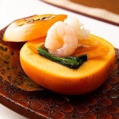 見た目の美しさ、美味しさにこだった本格懐石です。