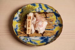 京の焼肉処 蓮蔵_【近江和牛ホソ】
ホルモンも厳選したものをご提供。蓮蔵の看板商品の１つ、近江牛へのこだわりは『ホソ』の甘味旨味から。
おすすめは『塩・自家製味噌ダレ・自家製旨辛ダレ』