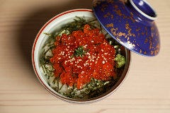 京の焼肉処 蓮蔵_蓮蔵特製いくら丼