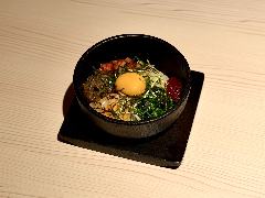 京の焼肉処 蓮蔵_石焼ビビンバ