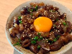 京の焼肉処 蓮蔵_黒毛和牛牛すじ丼