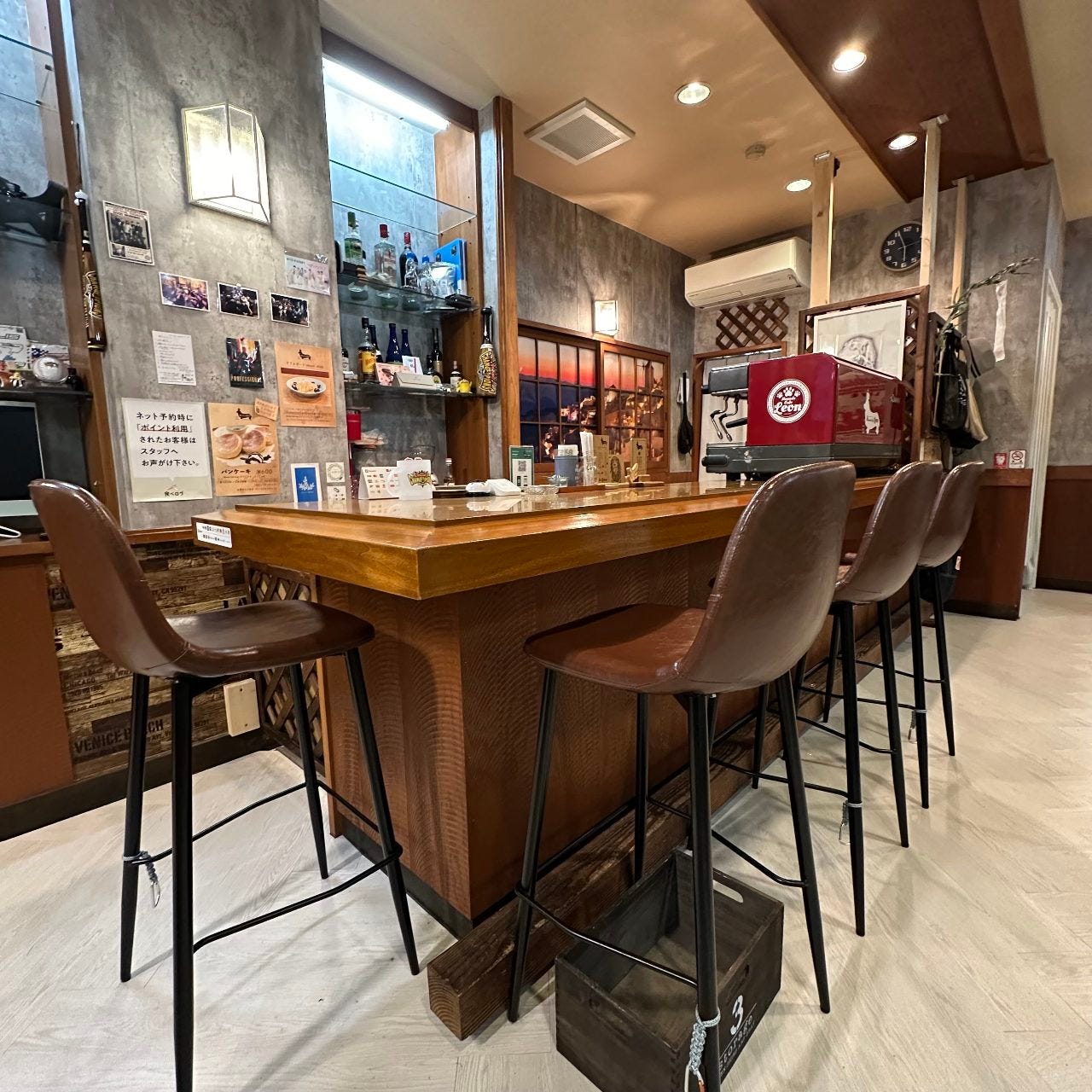 Hounds Cafe Leon 席：席 楽天ぐるなび