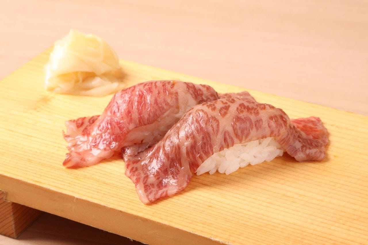 お肉にこだわった和牛肉寿司です！