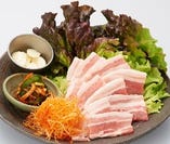 ２．【韓式焼肉】サムギョプサル