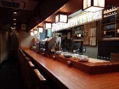 とみ助