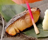 銀鱈の醤油糀漬け～柚子薫る～醤油糀の香ばしさとと柚子のほのかに薫る味が脂身と相性抜群の焼き魚です。