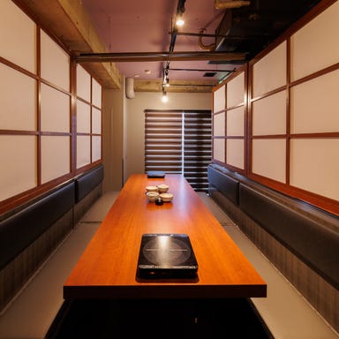 九州個室居酒屋 薩摩国鶏 三軒茶屋店  店内の画像