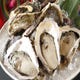 一年中生牡蠣が食べれます。今は岩手県赤崎、北海道昆布森です。