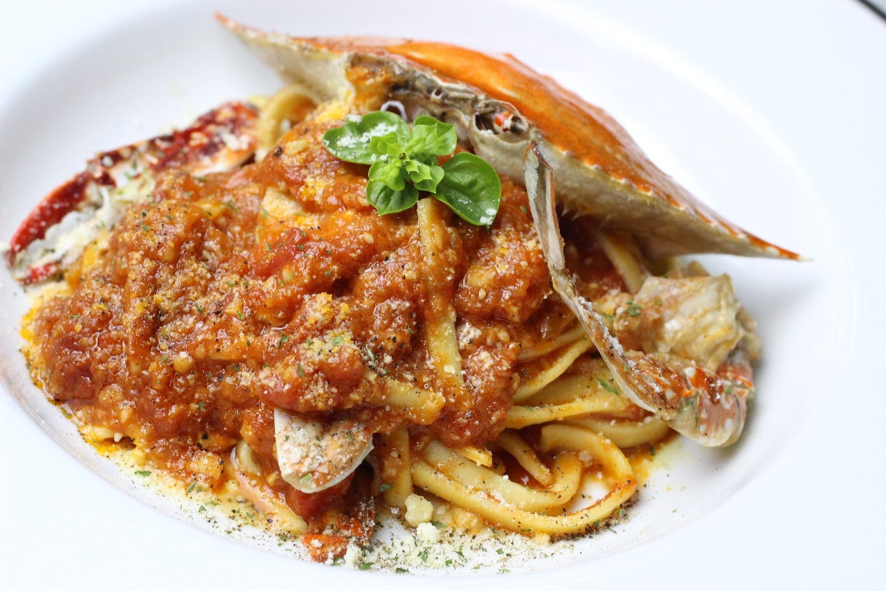 エキスが濃厚なプレミアムパスタ「渡蟹のトマトスパゲッティ」