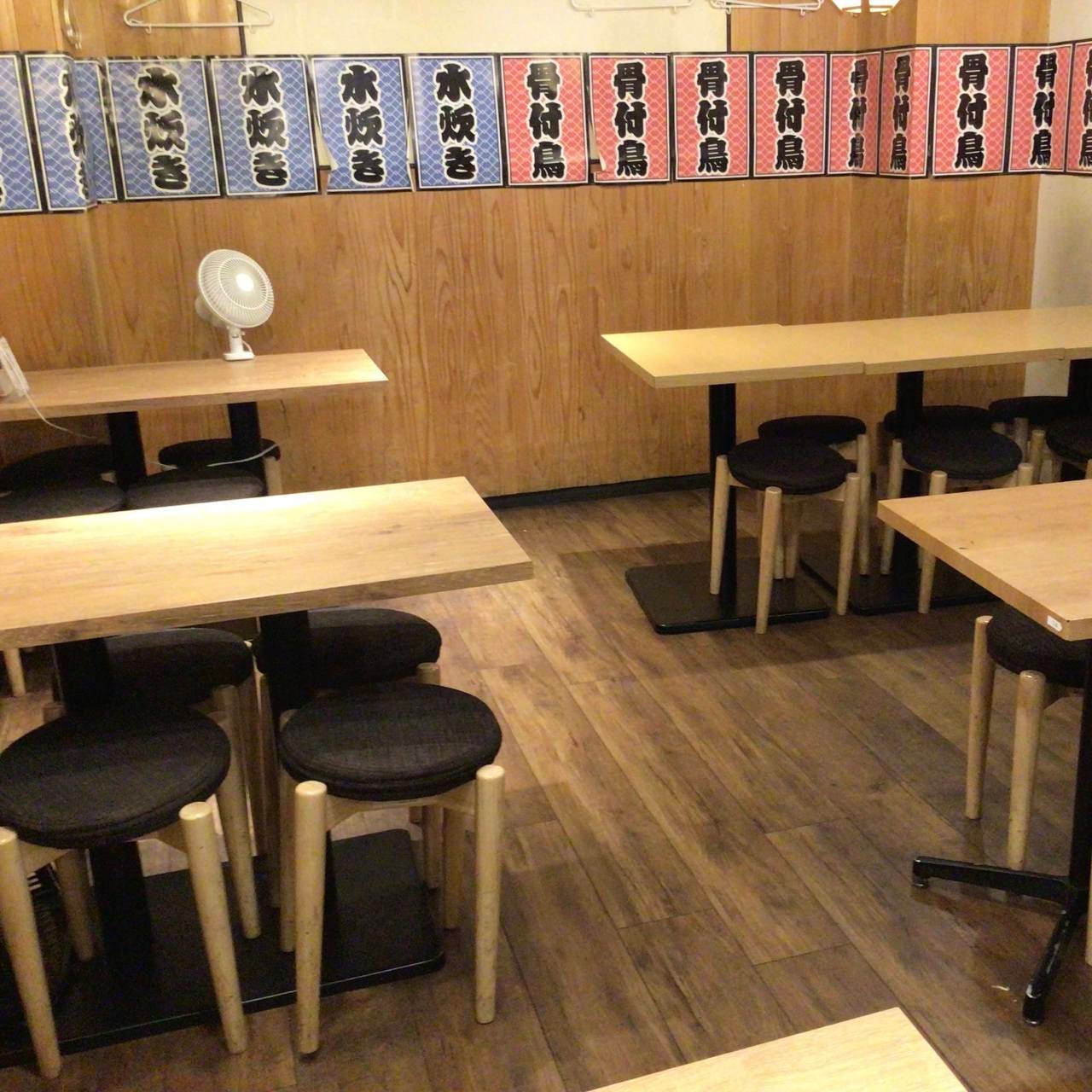 食べ飲み放題 大衆居酒屋 とりいちず 上野駅前店 席 - 楽天ぐるなび