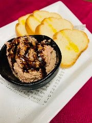ワインを片手に楽しめるおつまみが充実