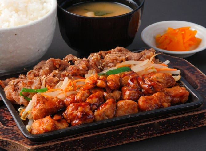 鉄板焼 博多天神ホルモン 神戸umie モザイク店 ハーバーランド 鉄板焼き ぐるなび