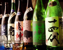 シーズンに合わせた人気の日本酒
取り揃えております