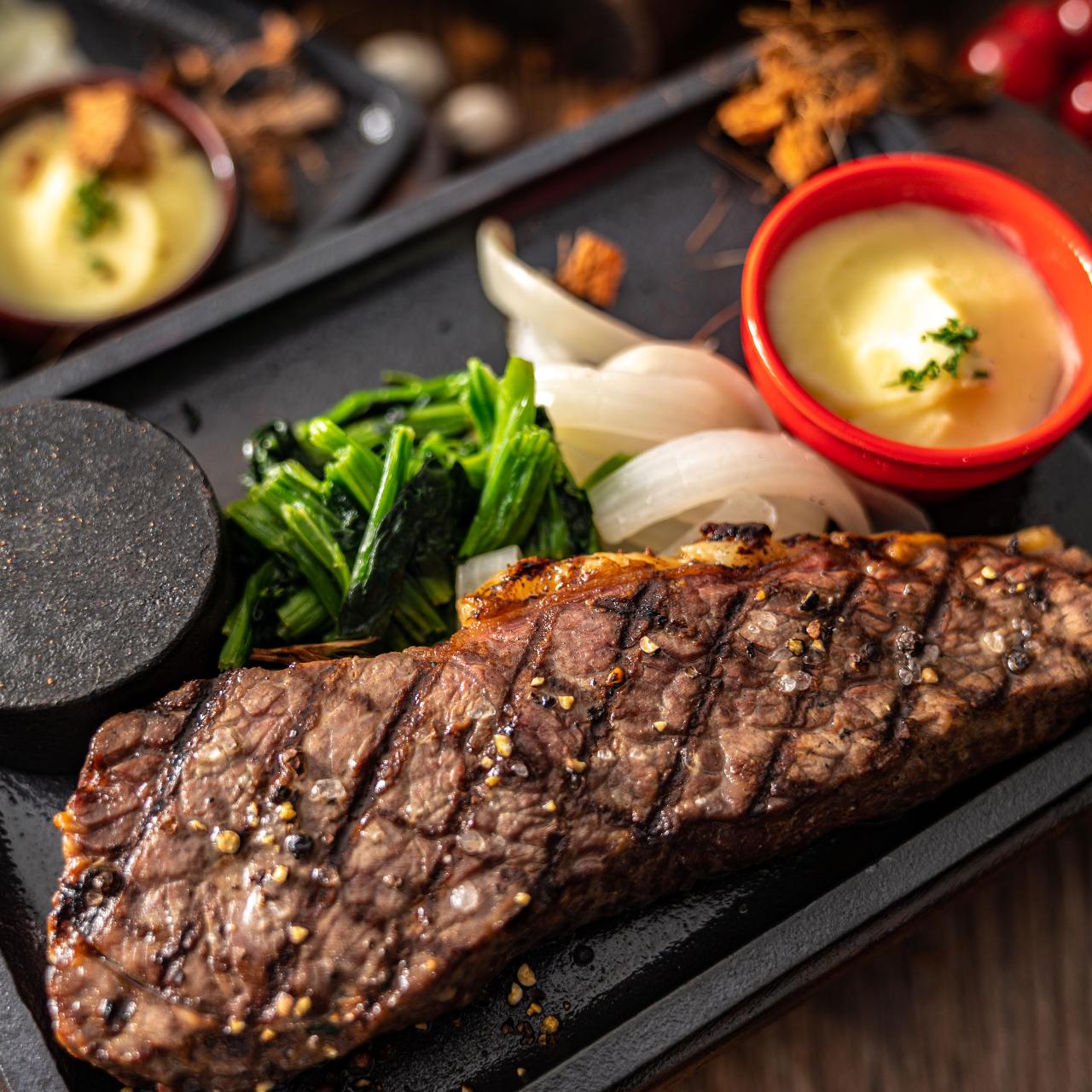 SMOKE＆GRILL Rivage ～リバージュ～（新大阪駅/居酒屋） - 楽天ぐるなび