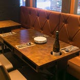 【4名様×3】幅広いシーンに柔軟にご対応できるテーブルシートは会社帰りの飲み会、合コン、女子会あんどに最適です。