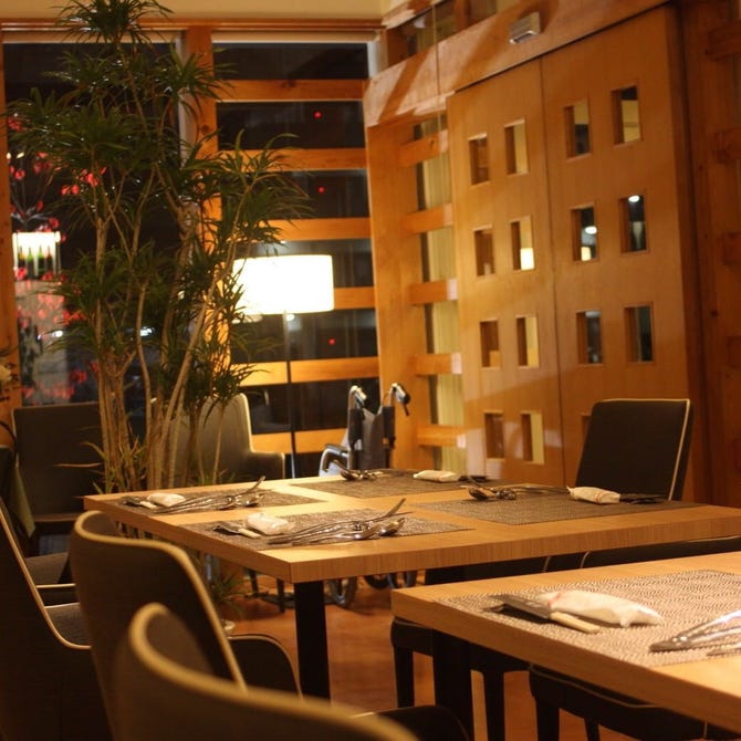Bistro 横濱 松山 フレンチ フランス料理 ぐるなび