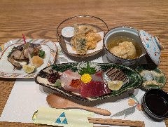 季節料理 右衛門七