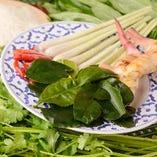 国産のアジア野菜を使用