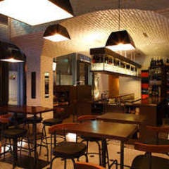 ブラッセルズ 六本木一丁目 