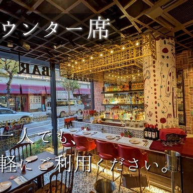 BROWNSTONE Tapas Bar GINZA_デートにもおすすめなカウンター席