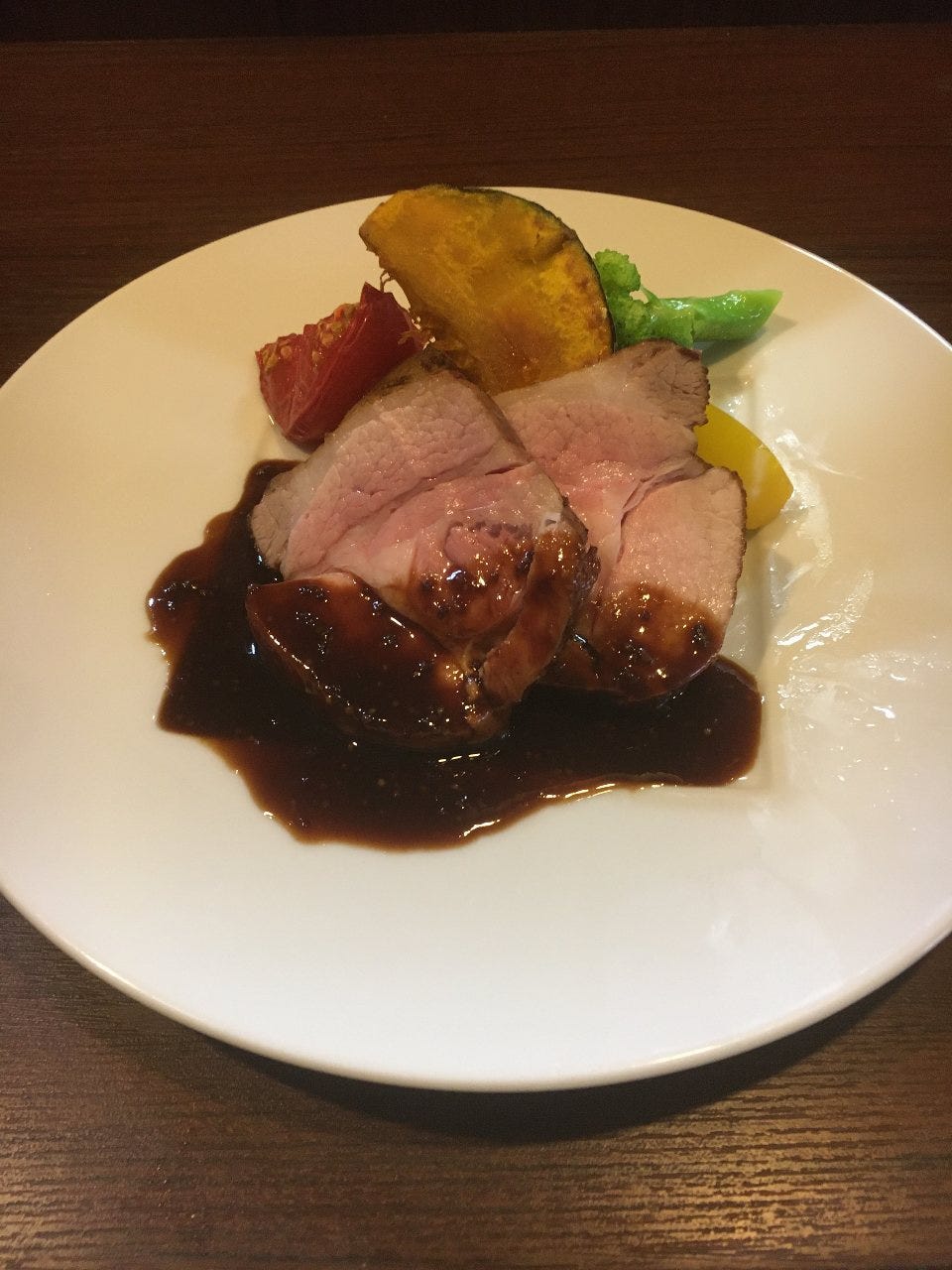 石川県のブランド肉「能登豚」のロースのロースト