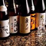 日本酒や焼酎ファンにはたまらない銘柄を厳選して取り揃えました