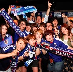 スリーモンキーズカフェ新宿本店 