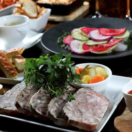 Wedding&貸切パーティー GINZA ROOTS TOKYO 【銀座ルーツ東京】_【1番人気!!ゴールドプラン 】7,700円⇒7,000円〈料理9品+飲み放題2時間〉貸切3.5時間