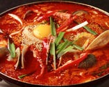 スンドゥブチゲ（純豆腐鍋）韓国鍋も根強い人気です！