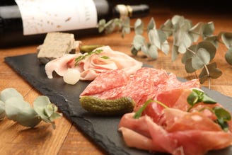 Grill Dining Wine 金山テラス メニュー テイクアウト ぐるなび