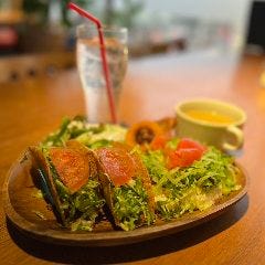 肉料理×沖縄居酒屋 78ステーキ 池袋本店_【ソフトドリンク1杯サービス】平日・WEB予約限定！78プレートがグレードアップ♪2,000円相当が1,600円！