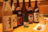 九州の地酒、限定酒、取り揃えております。