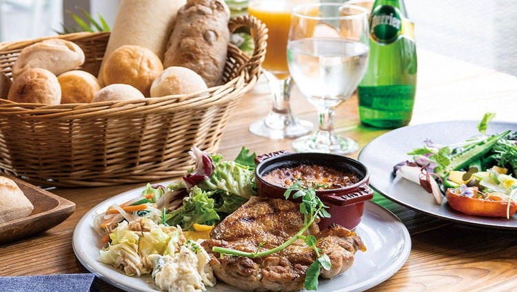 CORAL KITCHEN at garden(コーラルキッチンアットガーデン)（高槻