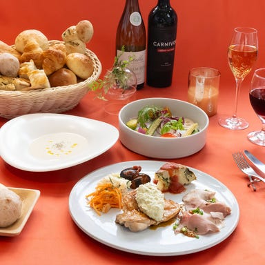 CORAL KITCHEN at garden_【焼きたてパンブッフェ付きディナーセット】10種類のメインから自由に選べる贅沢ディナーセット♪