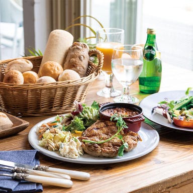 CORAL KITCHEN at garden_大人気!パンブッフェ付きランチ