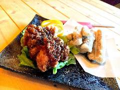 くつろぎ空間 創作ダイニング じゃこらん